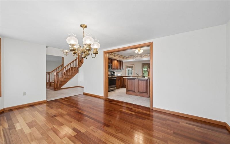 9470 Pembroke CIRCLE, Irwin, 15642, 4 Bedrooms Bedrooms, 12 Rooms Rooms,3.1 BathroomsBathrooms,Residential,For Sale,Pembroke,1751918