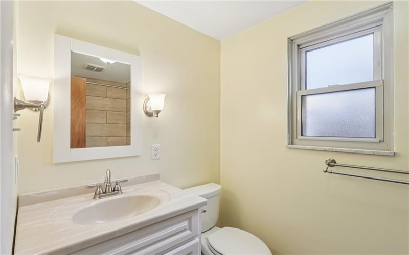 439 Manor Road, Delmont, 15626, 3 Bedrooms Bedrooms, 11 Rooms Rooms,2.2 BathroomsBathrooms,Residential,For Sale,Manor Road,1742426