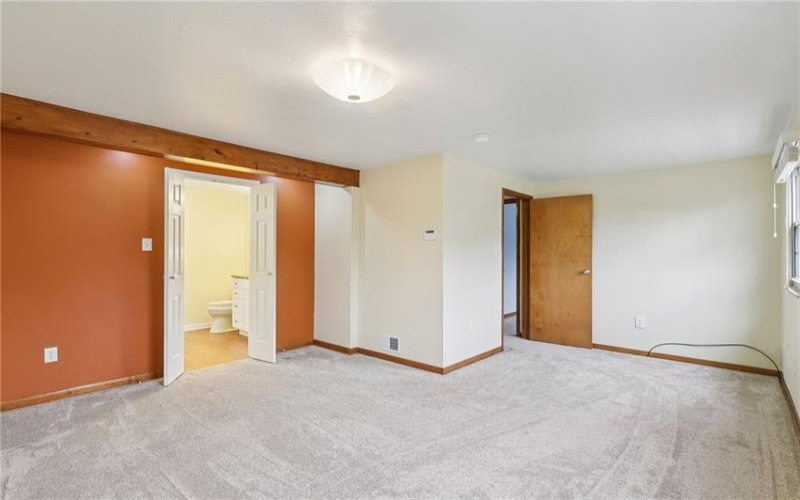 439 Manor Road, Delmont, 15626, 3 Bedrooms Bedrooms, 11 Rooms Rooms,2.2 BathroomsBathrooms,Residential,For Sale,Manor Road,1742426