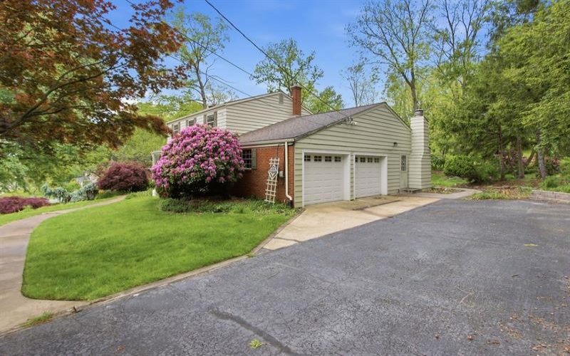 439 Manor Road, Delmont, 15626, 3 Bedrooms Bedrooms, 11 Rooms Rooms,2.2 BathroomsBathrooms,Residential,For Sale,Manor Road,1742426