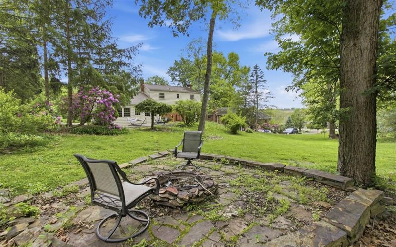 439 Manor Road, Delmont, 15626, 3 Bedrooms Bedrooms, 11 Rooms Rooms,2.2 BathroomsBathrooms,Residential,For Sale,Manor Road,1742426