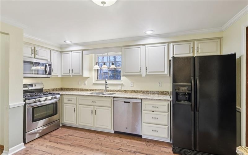 439 Manor Road, Delmont, 15626, 3 Bedrooms Bedrooms, 11 Rooms Rooms,2.2 BathroomsBathrooms,Residential,For Sale,Manor Road,1742426