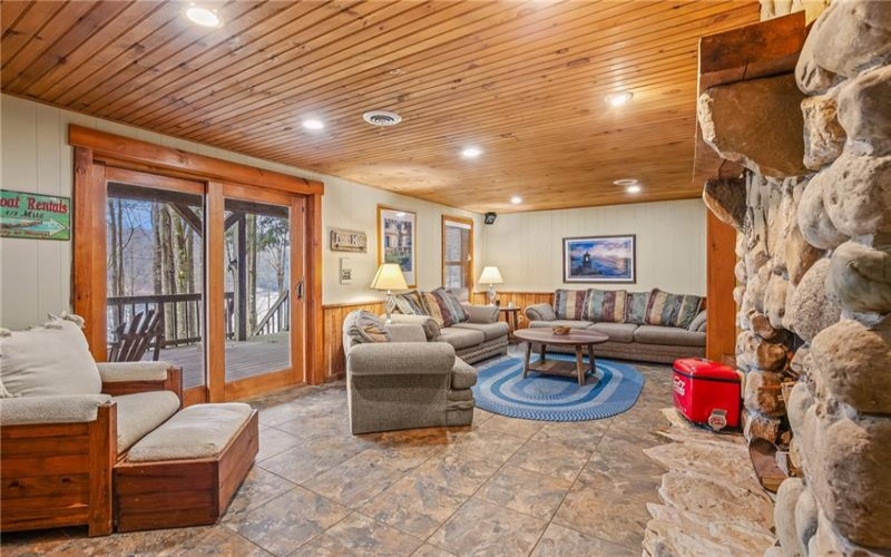 1697 Peninsula Drive, Central City, 15926, 5 Bedrooms Bedrooms, 10 Rooms Rooms,3 BathroomsBathrooms,Residential,For Sale,Peninsula Drive,1743364