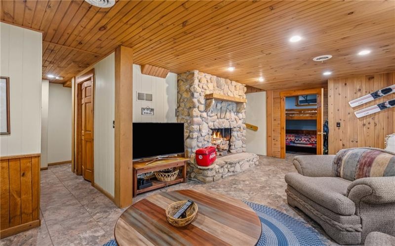 1697 Peninsula Drive, Central City, 15926, 5 Bedrooms Bedrooms, 10 Rooms Rooms,3 BathroomsBathrooms,Residential,For Sale,Peninsula Drive,1743364