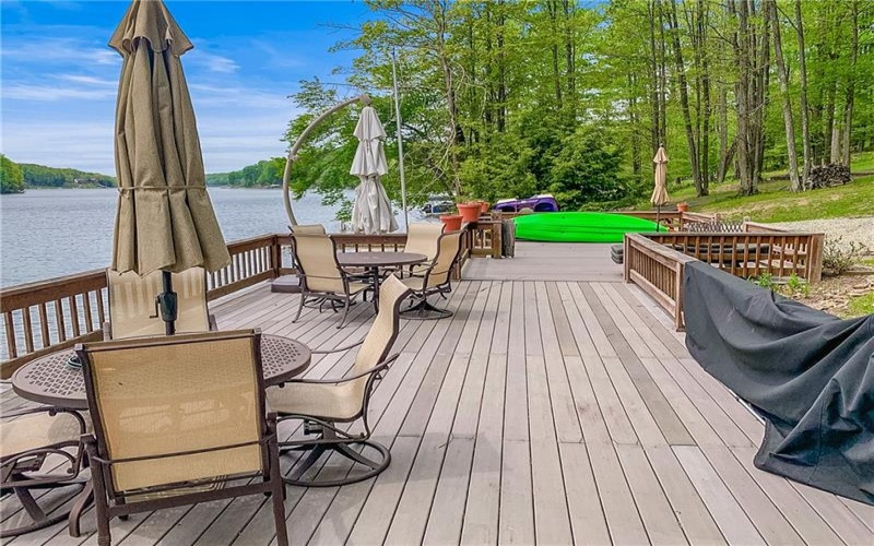 1697 Peninsula Drive, Central City, 15926, 5 Bedrooms Bedrooms, 10 Rooms Rooms,3 BathroomsBathrooms,Residential,For Sale,Peninsula Drive,1743364