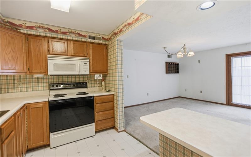 503 Clubhouse Dr, Washington, 15301, 2 Bedrooms Bedrooms, 6 Rooms Rooms,1.1 BathroomsBathrooms,Residential,For Sale,Clubhouse Dr,1746444