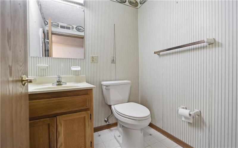 503 Clubhouse Dr, Washington, 15301, 2 Bedrooms Bedrooms, 6 Rooms Rooms,1.1 BathroomsBathrooms,Residential,For Sale,Clubhouse Dr,1746444