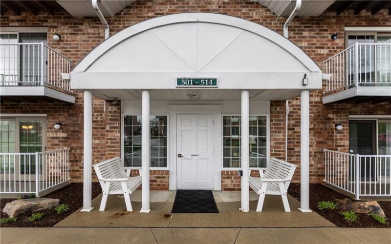 503 Clubhouse Dr, Washington, 15301, 2 Bedrooms Bedrooms, 6 Rooms Rooms,1.1 BathroomsBathrooms,Residential,For Sale,Clubhouse Dr,1746444
