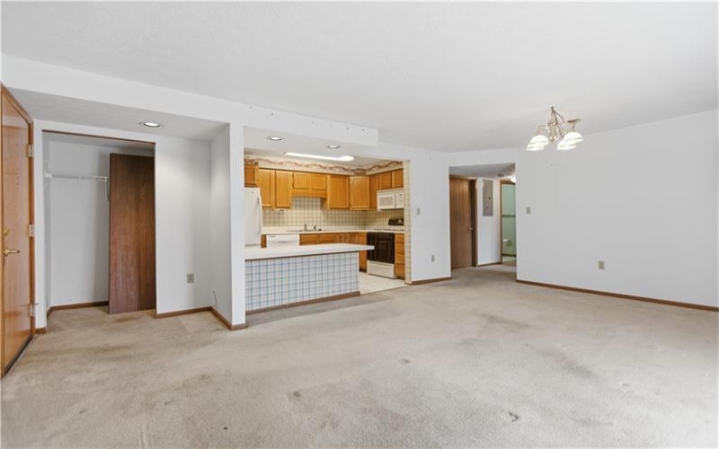 503 Clubhouse Dr, Washington, 15301, 2 Bedrooms Bedrooms, 6 Rooms Rooms,1.1 BathroomsBathrooms,Residential,For Sale,Clubhouse Dr,1746444