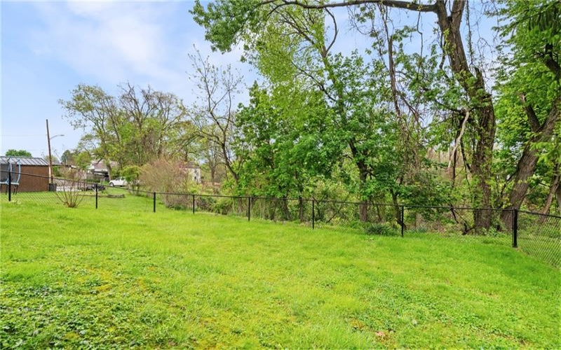 1351 Strawn Ave, New Kensington, 15068, 3 Bedrooms Bedrooms, ,2 BathroomsBathrooms,Residential,For Sale,Strawn Ave,1751635