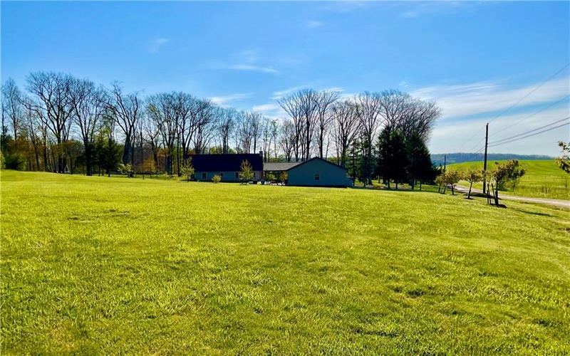 446 Saddle Road, Somerset, 15501, 4 Bedrooms Bedrooms, 10 Rooms Rooms,3 BathroomsBathrooms,Residential,For Sale,Saddle Road,1751731