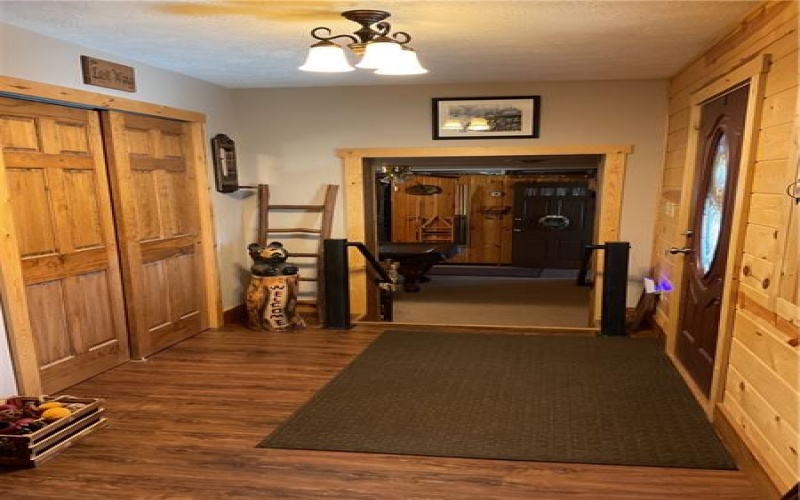 446 Saddle Road, Somerset, 15501, 4 Bedrooms Bedrooms, 10 Rooms Rooms,3 BathroomsBathrooms,Residential,For Sale,Saddle Road,1751731
