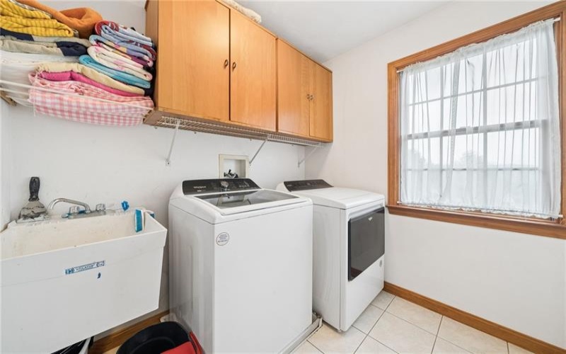 5056 Cypress Dr, Murrysville, 15668, 4 Bedrooms Bedrooms, ,2.1 BathroomsBathrooms,Residential,For Sale,Cypress Dr,1751926