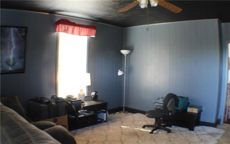 31 Pennsylvania Ave, California, 15419, 2 Bedrooms Bedrooms, 6 Rooms Rooms,1 BathroomBathrooms,Residential,For Sale,Pennsylvania Ave,1752057