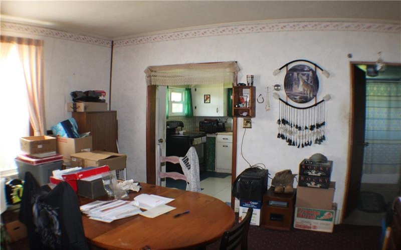 31 Pennsylvania Ave, California, 15419, 2 Bedrooms Bedrooms, 6 Rooms Rooms,1 BathroomBathrooms,Residential,For Sale,Pennsylvania Ave,1752057
