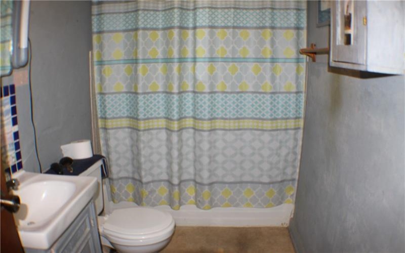 31 Pennsylvania Ave, California, 15419, 2 Bedrooms Bedrooms, 6 Rooms Rooms,1 BathroomBathrooms,Residential,For Sale,Pennsylvania Ave,1752057