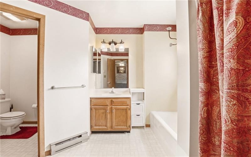 1627 Snowfield Way, Hidden Valley, 15502, 3 Bedrooms Bedrooms, ,2 BathroomsBathrooms,Residential,For Sale,Snowfield Way,1752066