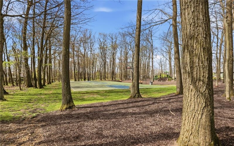 1627 Snowfield Way, Hidden Valley, 15502, 3 Bedrooms Bedrooms, ,2 BathroomsBathrooms,Residential,For Sale,Snowfield Way,1752066