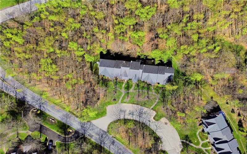 1627 Snowfield Way, Hidden Valley, 15502, 3 Bedrooms Bedrooms, ,2 BathroomsBathrooms,Residential,For Sale,Snowfield Way,1752066