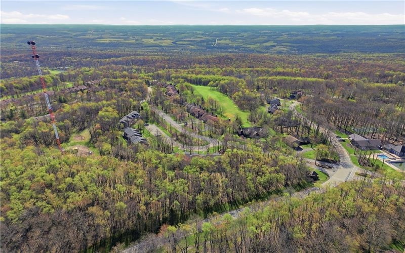 1627 Snowfield Way, Hidden Valley, 15502, 3 Bedrooms Bedrooms, ,2 BathroomsBathrooms,Residential,For Sale,Snowfield Way,1752066
