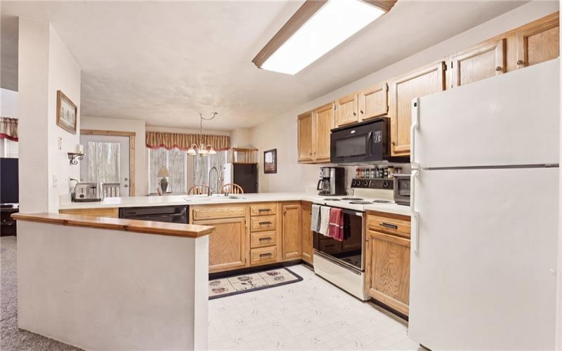 1627 Snowfield Way, Hidden Valley, 15502, 3 Bedrooms Bedrooms, ,2 BathroomsBathrooms,Residential,For Sale,Snowfield Way,1752066