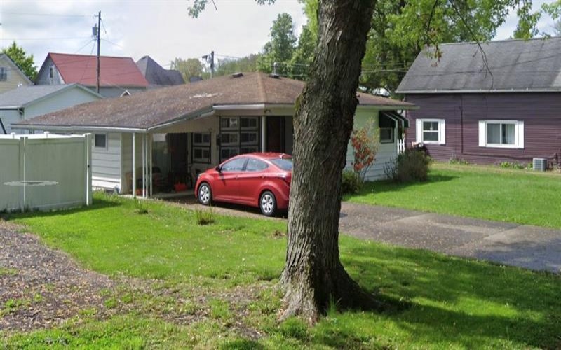 303 South St, Carmichaels, 15320, 2 Bedrooms Bedrooms, ,1 BathroomBathrooms,Residential,For Sale,South St,1752070