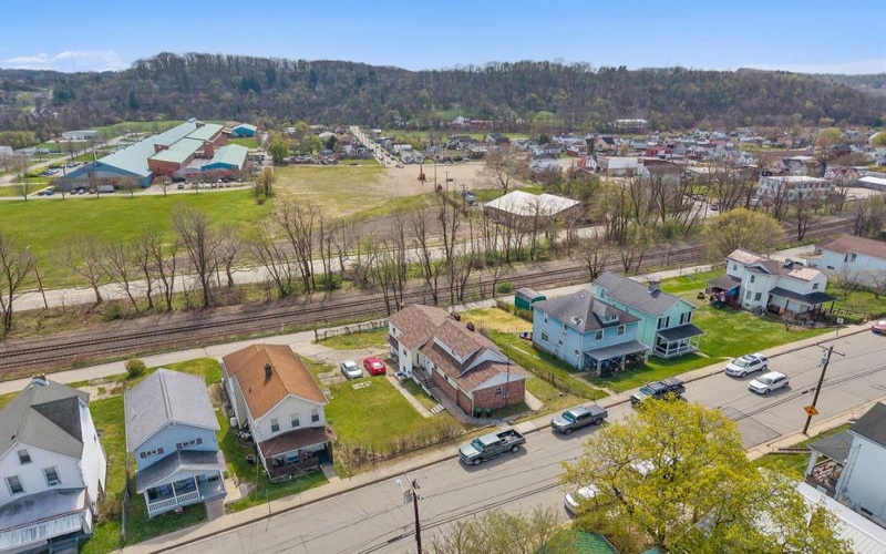 932 Gaskill AVENUE, Jeannette, 15644, 2 Bedrooms Bedrooms, ,2 BathroomsBathrooms,Residential,For Sale,Gaskill,1752114
