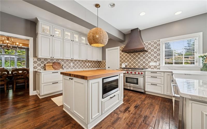 2080 Saint Ann Common, Irwin, 15642, 4 Bedrooms Bedrooms, 13 Rooms Rooms,3.2 BathroomsBathrooms,Residential,For Sale,Saint Ann Common,1738314