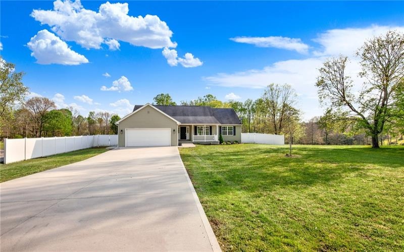667 Old Frame Rd, Smithfield, 15478, 4 Bedrooms Bedrooms, ,2.1 BathroomsBathrooms,Residential,For Sale,Old Frame Rd,1751796