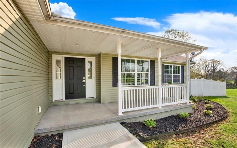 667 Old Frame Rd, Smithfield, 15478, 4 Bedrooms Bedrooms, ,2.1 BathroomsBathrooms,Residential,For Sale,Old Frame Rd,1751796