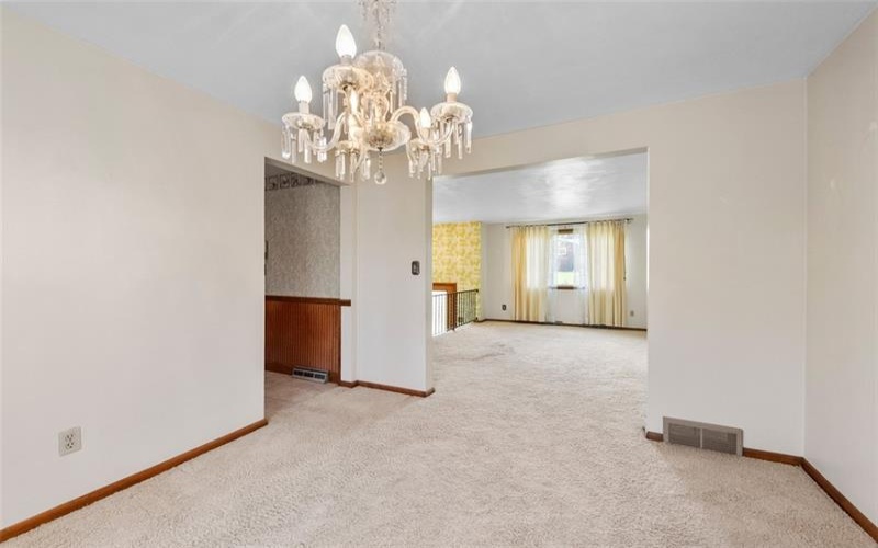 102 Kenneth Dr, Delmont, 15626, 3 Bedrooms Bedrooms, 10 Rooms Rooms,1.2 BathroomsBathrooms,Residential,For Sale,Kenneth Dr,1752035