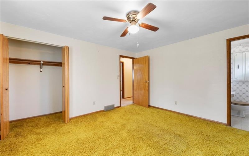 102 Kenneth Dr, Delmont, 15626, 3 Bedrooms Bedrooms, 10 Rooms Rooms,1.2 BathroomsBathrooms,Residential,For Sale,Kenneth Dr,1752035