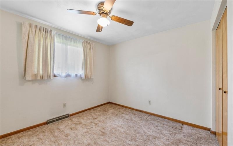 102 Kenneth Dr, Delmont, 15626, 3 Bedrooms Bedrooms, 10 Rooms Rooms,1.2 BathroomsBathrooms,Residential,For Sale,Kenneth Dr,1752035