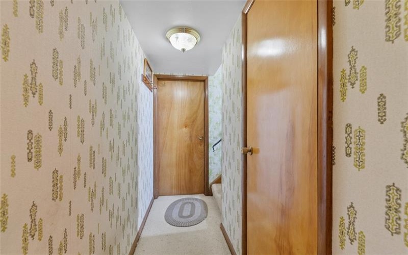 102 Kenneth Dr, Delmont, 15626, 3 Bedrooms Bedrooms, 10 Rooms Rooms,1.2 BathroomsBathrooms,Residential,For Sale,Kenneth Dr,1752035