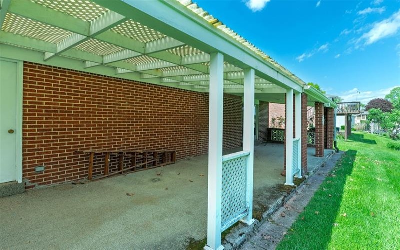 102 Kenneth Dr, Delmont, 15626, 3 Bedrooms Bedrooms, 10 Rooms Rooms,1.2 BathroomsBathrooms,Residential,For Sale,Kenneth Dr,1752035