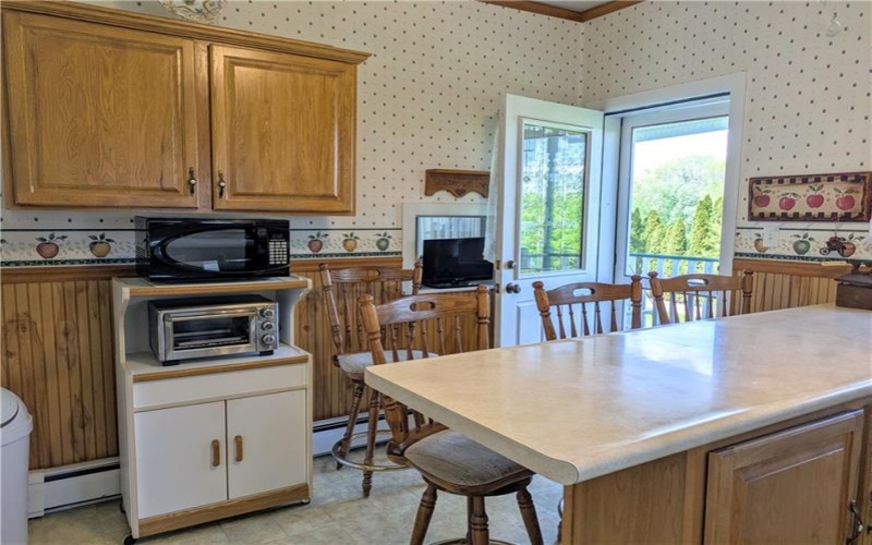 706 Parker Ave, Scottdale, 15683, 4 Bedrooms Bedrooms, 9 Rooms Rooms,1.1 BathroomsBathrooms,Residential,For Sale,Parker Ave,1752212