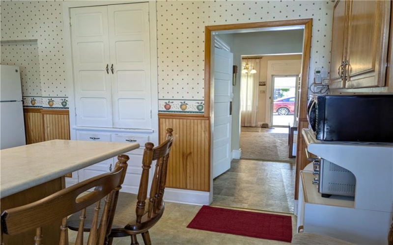 706 Parker Ave, Scottdale, 15683, 4 Bedrooms Bedrooms, 9 Rooms Rooms,1.1 BathroomsBathrooms,Residential,For Sale,Parker Ave,1752212
