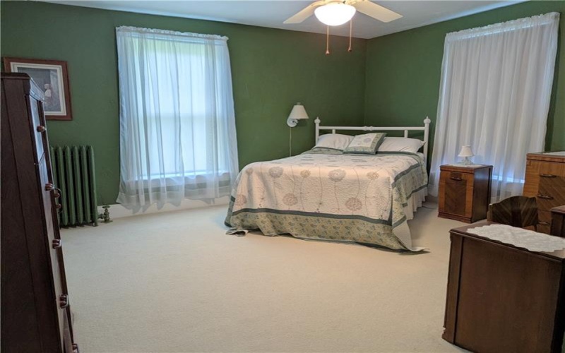 706 Parker Ave, Scottdale, 15683, 4 Bedrooms Bedrooms, 9 Rooms Rooms,1.1 BathroomsBathrooms,Residential,For Sale,Parker Ave,1752212