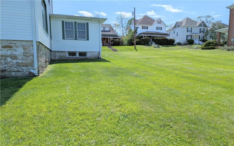 706 Parker Ave, Scottdale, 15683, 4 Bedrooms Bedrooms, 9 Rooms Rooms,1.1 BathroomsBathrooms,Residential,For Sale,Parker Ave,1752212
