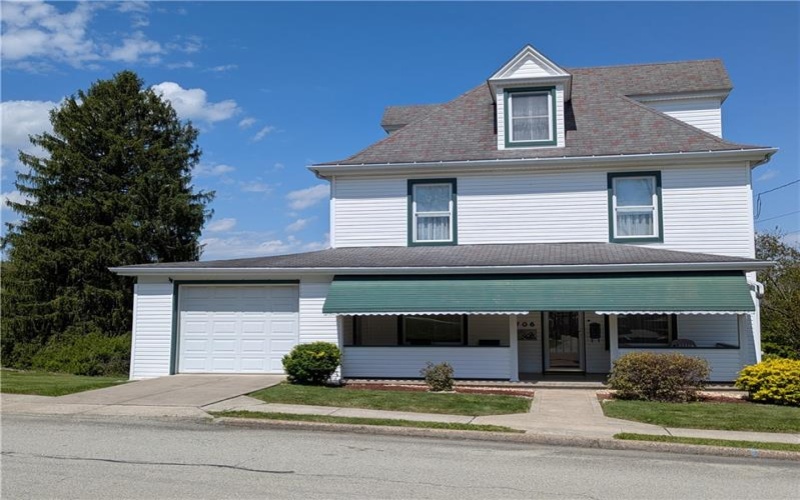 706 Parker Ave, Scottdale, 15683, 4 Bedrooms Bedrooms, 9 Rooms Rooms,1.1 BathroomsBathrooms,Residential,For Sale,Parker Ave,1752212