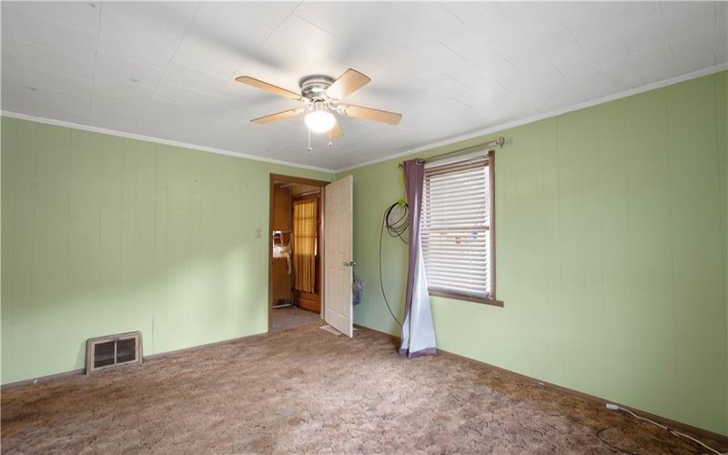 201 Brown Street, Brownsville, 15417, 2 Bedrooms Bedrooms, 5 Rooms Rooms,1 BathroomBathrooms,Residential,For Sale,Brown Street,1735723