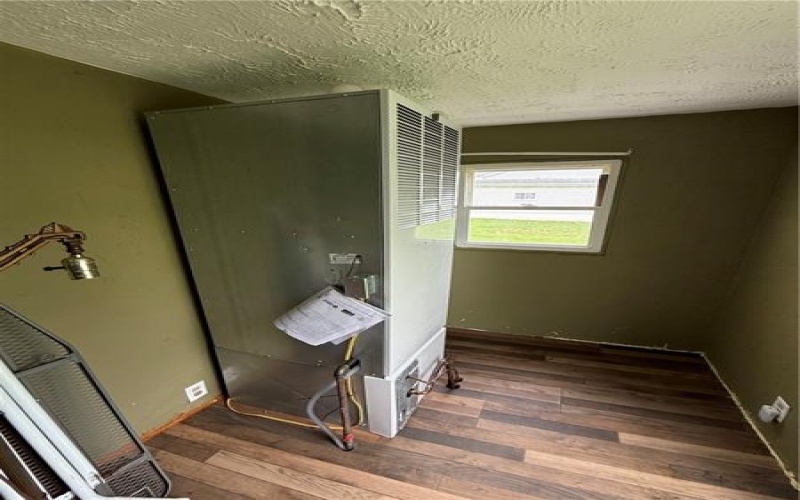 802 8th St, Mather, 15346, 2 Bedrooms Bedrooms, 5 Rooms Rooms,1 BathroomBathrooms,Residential,For Sale,8th St,1751719