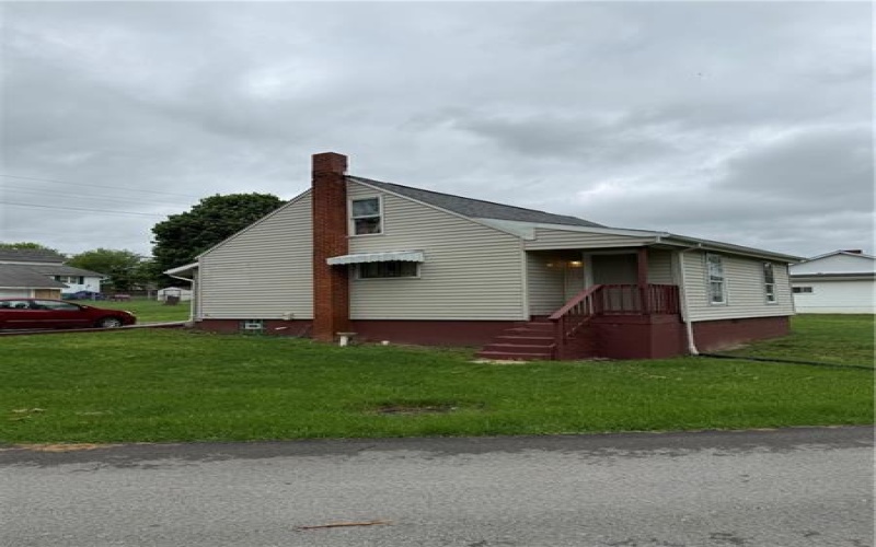 802 8th St, Mather, 15346, 2 Bedrooms Bedrooms, 5 Rooms Rooms,1 BathroomBathrooms,Residential,For Sale,8th St,1751719
