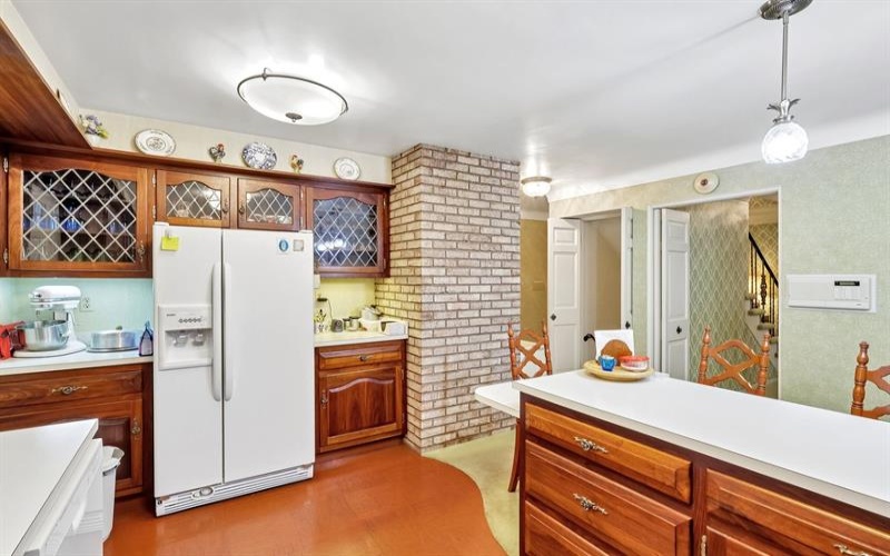 517 Cavitt Avenue, Trafford, 15085, 4 Bedrooms Bedrooms, 11 Rooms Rooms,3.1 BathroomsBathrooms,Residential,For Sale,Cavitt Avenue,1752226