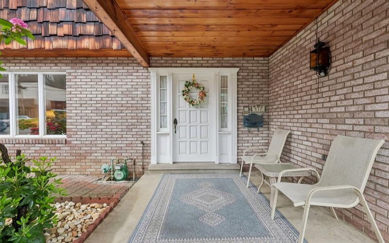 517 Cavitt Avenue, Trafford, 15085, 4 Bedrooms Bedrooms, 11 Rooms Rooms,3.1 BathroomsBathrooms,Residential,For Sale,Cavitt Avenue,1752226