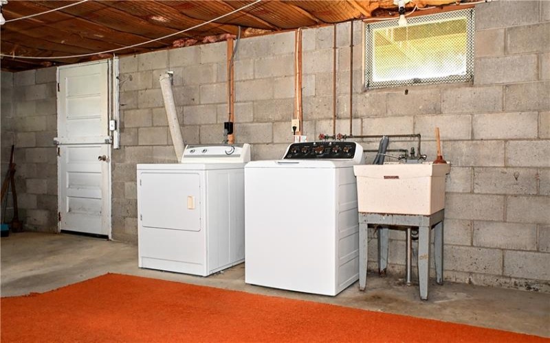409 Todd Farm Rd, Rostraver Township, 15012, 3 Bedrooms Bedrooms, ,1.1 BathroomsBathrooms,Residential,For Sale,Todd Farm Rd,1752227