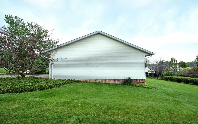 409 Todd Farm Rd, Rostraver Township, 15012, 3 Bedrooms Bedrooms, ,1.1 BathroomsBathrooms,Residential,For Sale,Todd Farm Rd,1752227