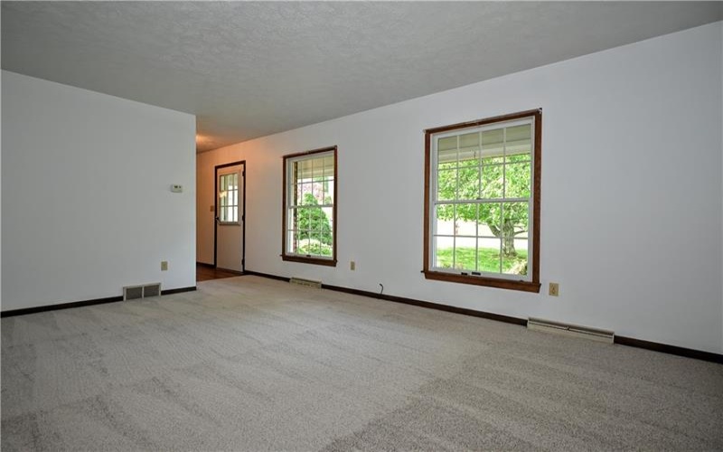 409 Todd Farm Rd, Rostraver Township, 15012, 3 Bedrooms Bedrooms, ,1.1 BathroomsBathrooms,Residential,For Sale,Todd Farm Rd,1752227