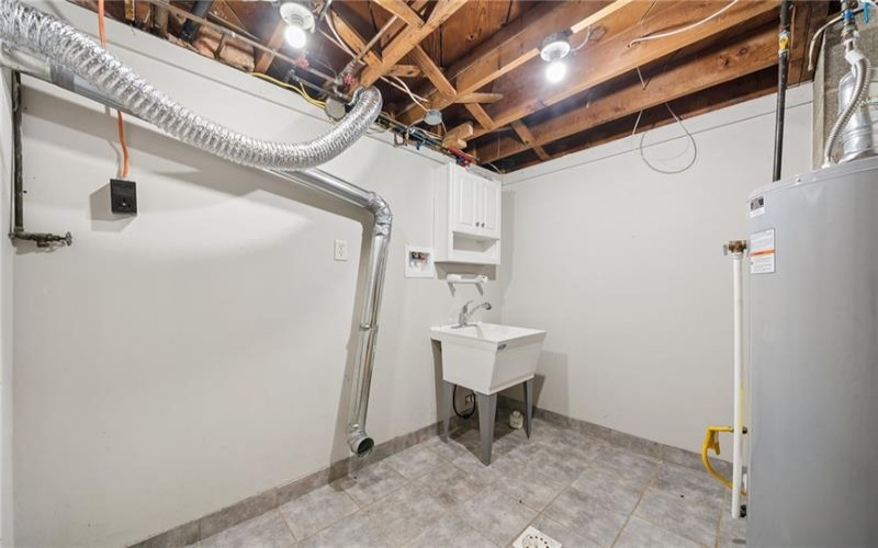 1742 Theatre Street, Latrobe, 15650, 2 Bedrooms Bedrooms, 7 Rooms Rooms,2 BathroomsBathrooms,Residential,For Sale,Theatre Street,1752228
