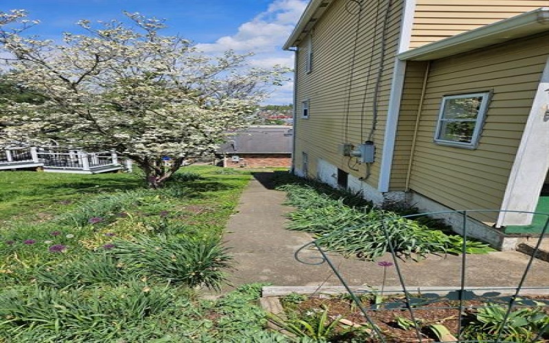 47 Elizabeth STREET, Washington, 15301, 2 Bedrooms Bedrooms, 7 Rooms Rooms,1 BathroomBathrooms,Residential,For Sale,Elizabeth,1752243
